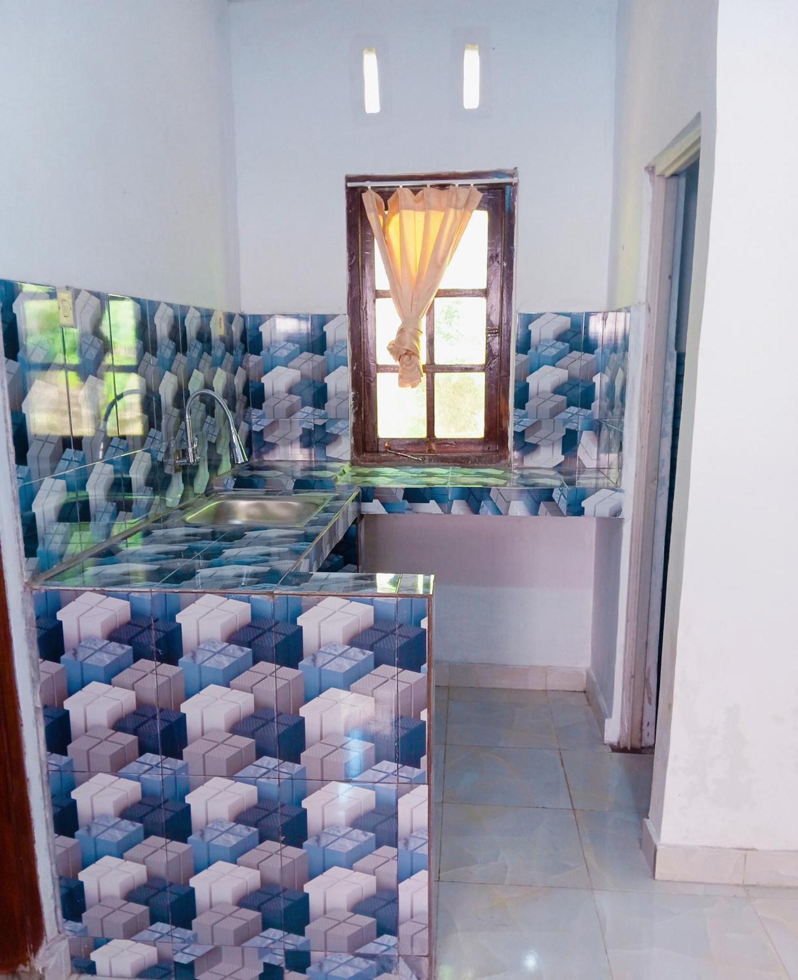 Putri Nyale Bungalow Kuta  Екстериор снимка